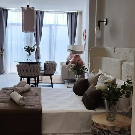 Apartment Huerta Mid-term