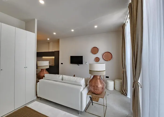Apartment Md Pare Presentat *
